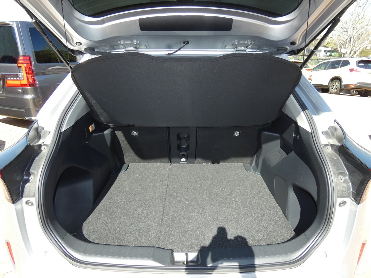 2022 Toyota Yaris Cross GXL MXPJ10R image 12