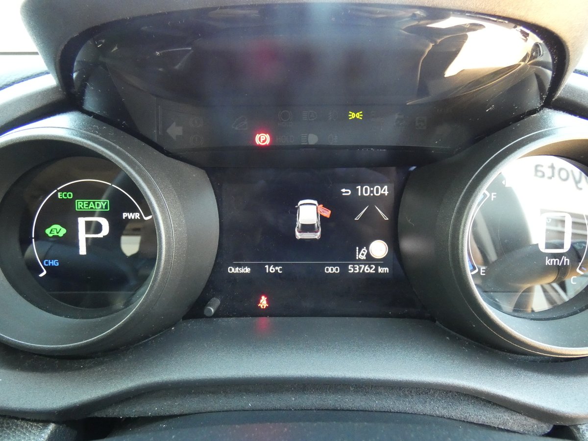 2022 Toyota Yaris Cross GXL MXPJ10R image 22