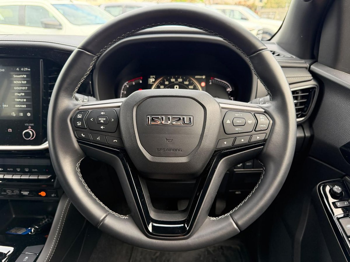 2025 Isuzu MU-X LS-T MY25.5 4X4 Dual Range image 15
