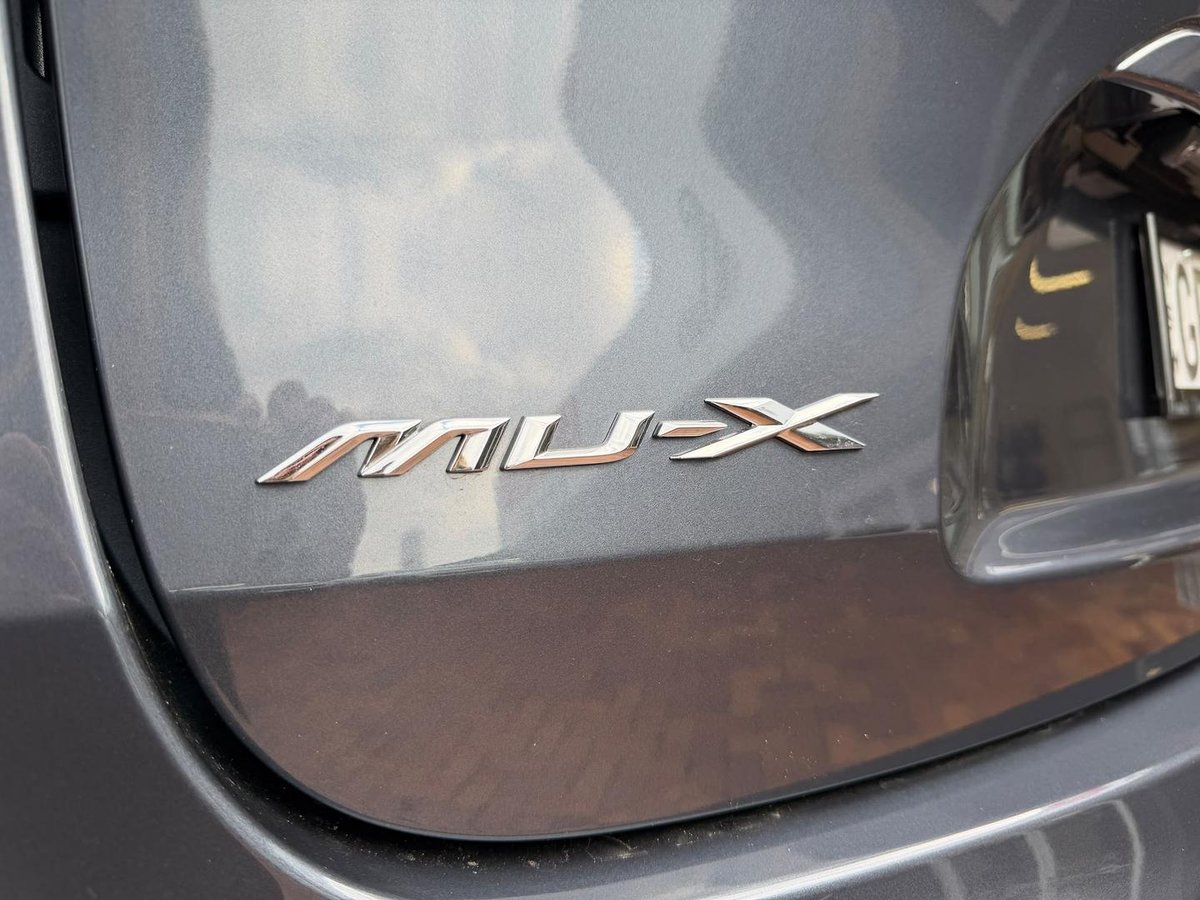 2025 Isuzu MU-X LS-T MY25.5 4X4 Dual Range image 32