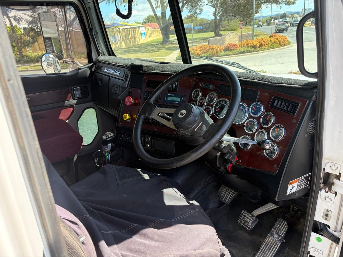 2017 Western Star 4800 Series 4800 FS2 image 14