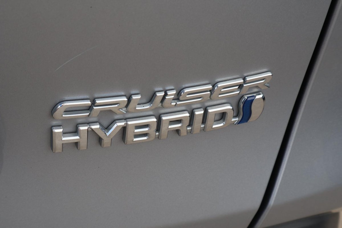 2021 Toyota RAV4 Cruiser AXAH54R 4X4 On Demand image 12