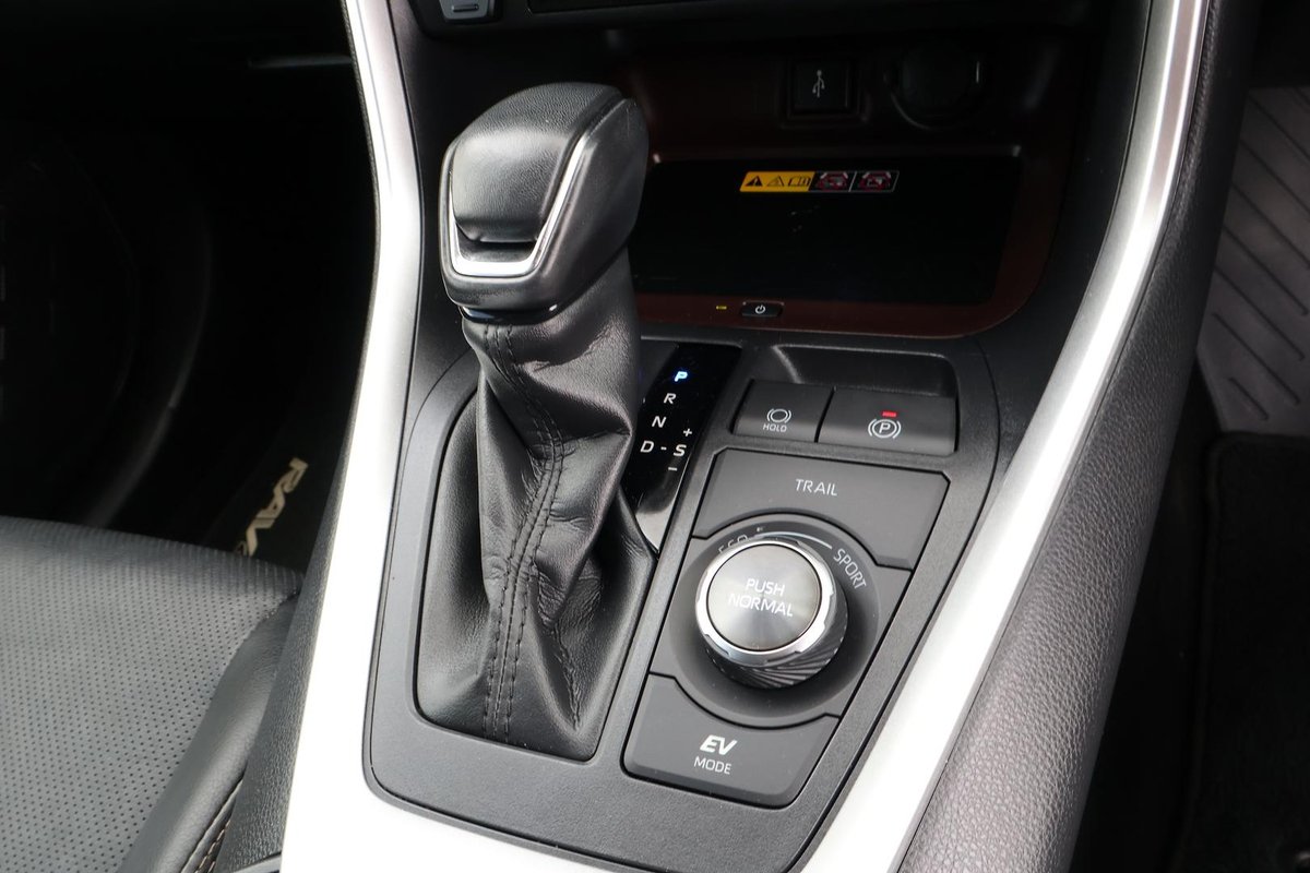 2021 Toyota RAV4 Cruiser AXAH54R 4X4 On Demand image 27