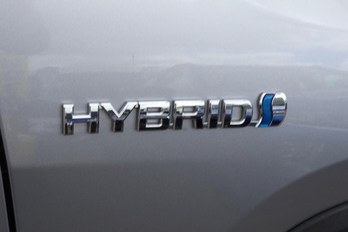 2021 Toyota RAV4 Cruiser AXAH54R 4X4 On Demand image 8