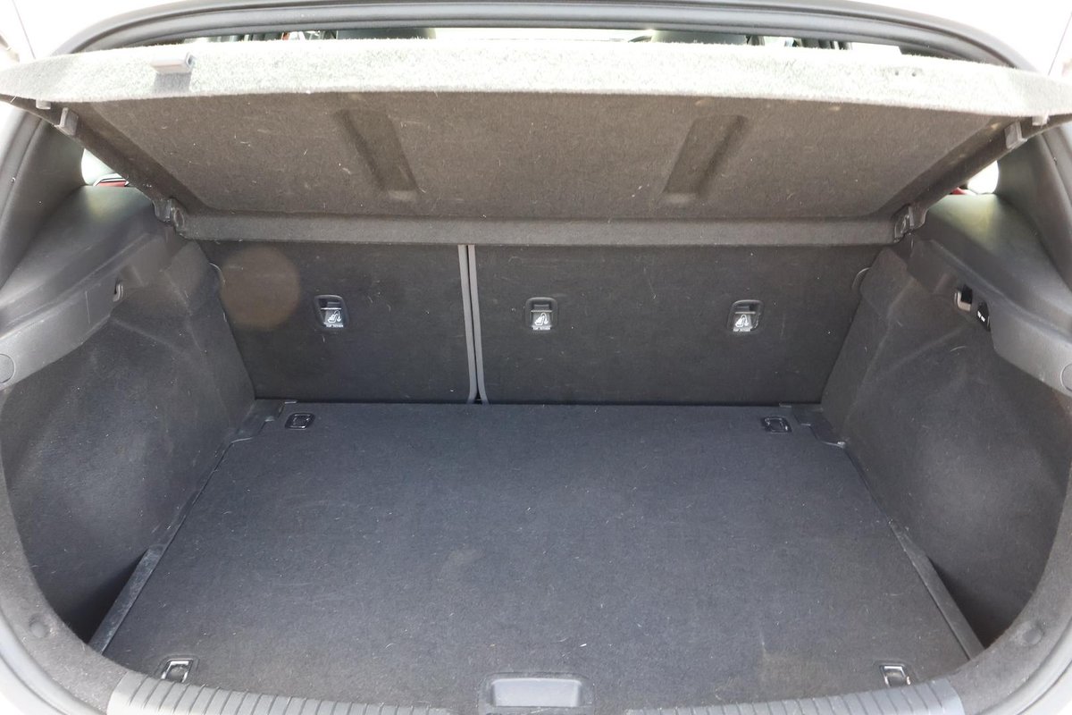 2017 Hyundai i30 SR Premium GD5 Series II MY17 image 13