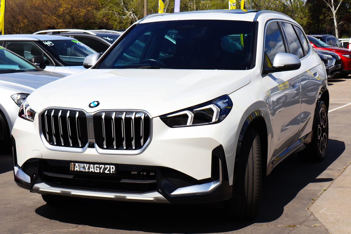 2016 BMW X1 image 2