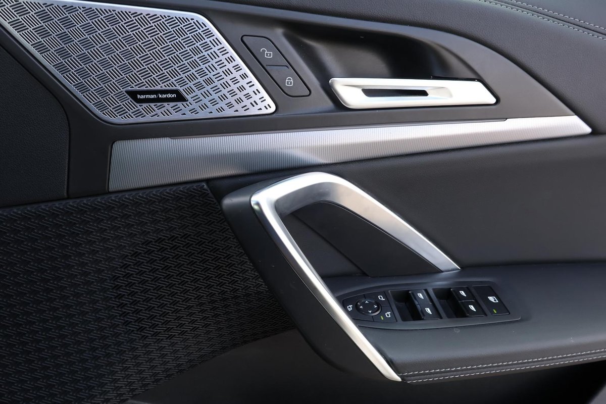 2016 BMW X1 image 34