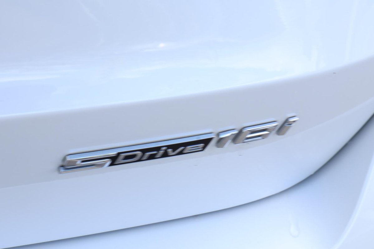2016 BMW X1 image 11