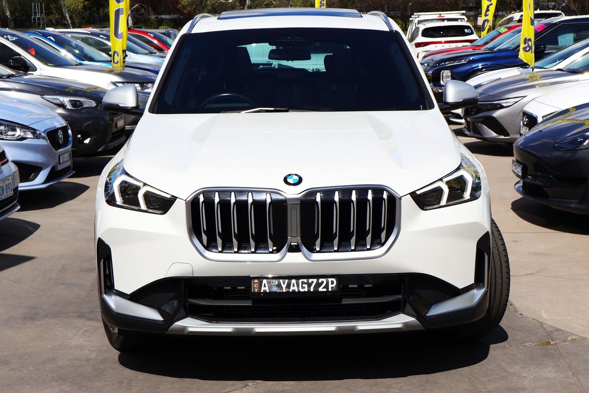 2016 BMW X1 image 3