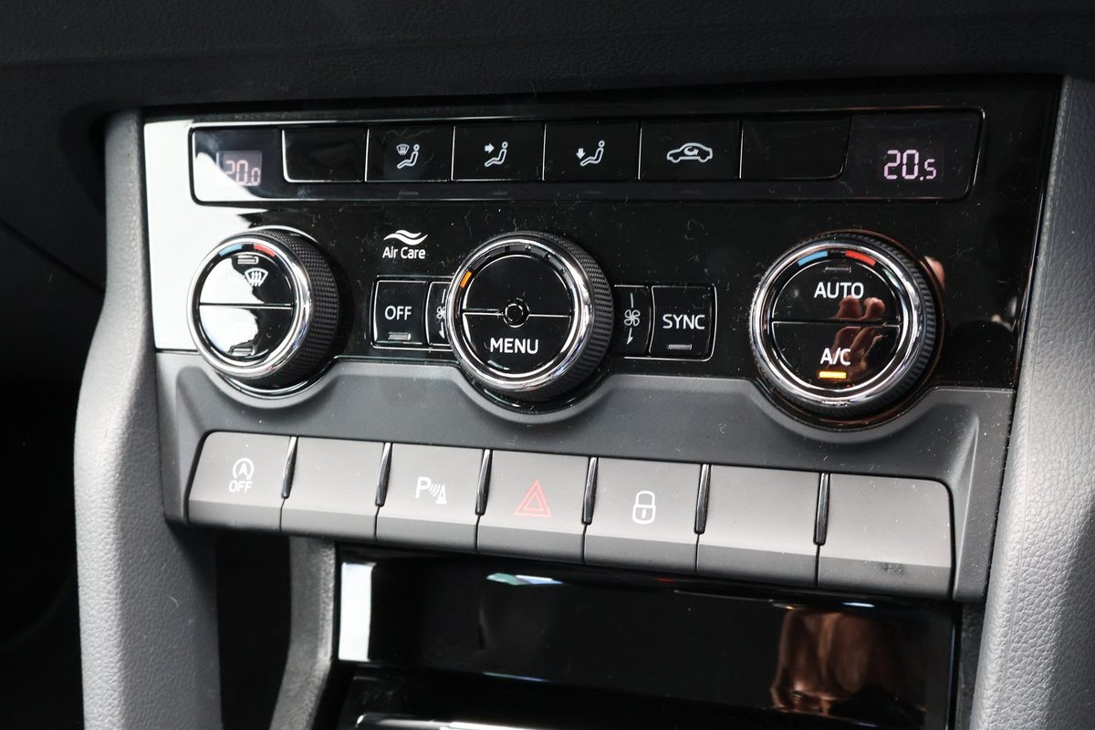 2025 SKODA Karoq 110TSI Select NU MY25 image 23