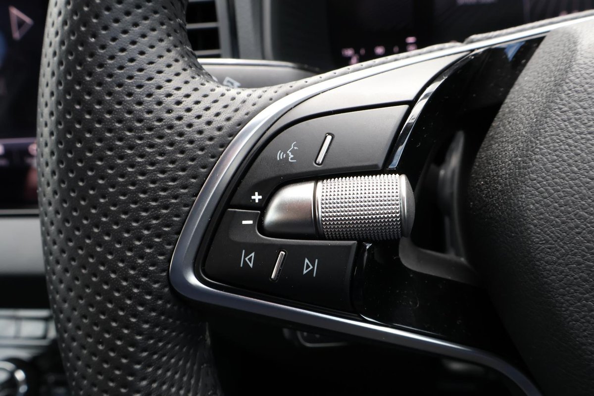 2025 SKODA Karoq 110TSI Select NU MY25 image 26
