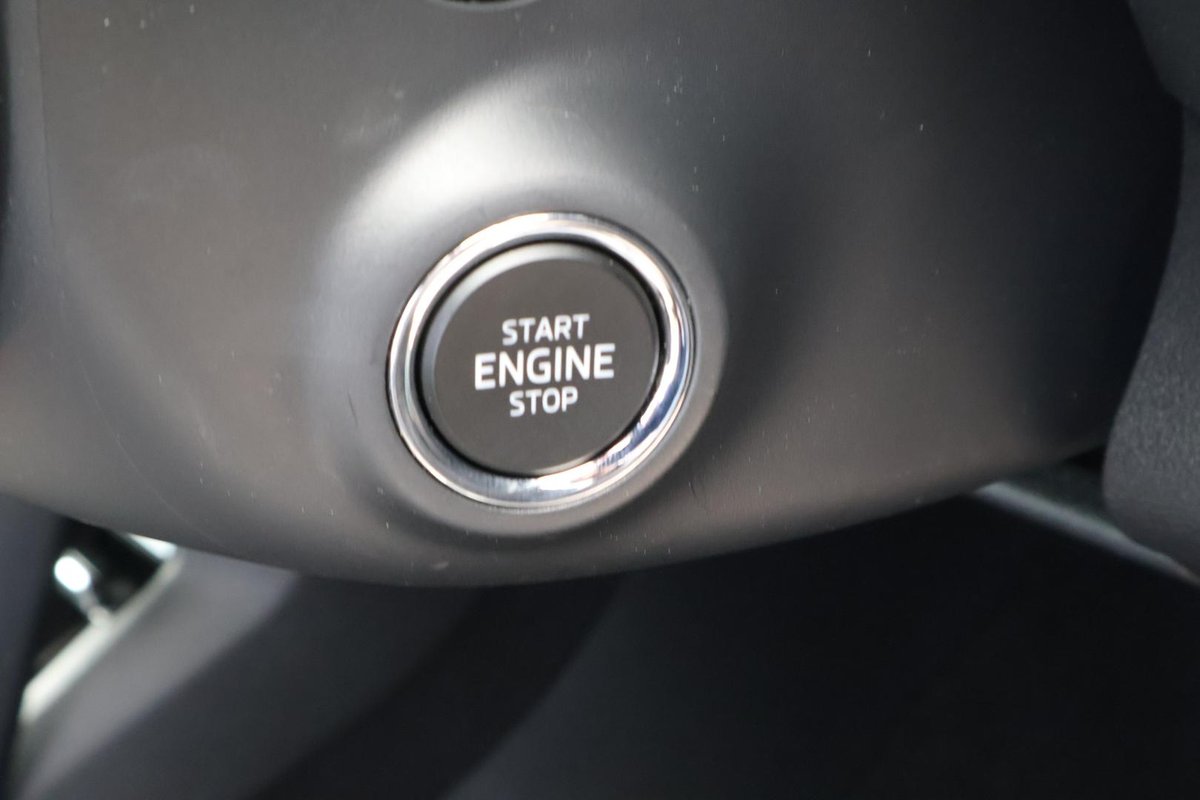 2025 SKODA Karoq 110TSI Select NU MY25 image 13