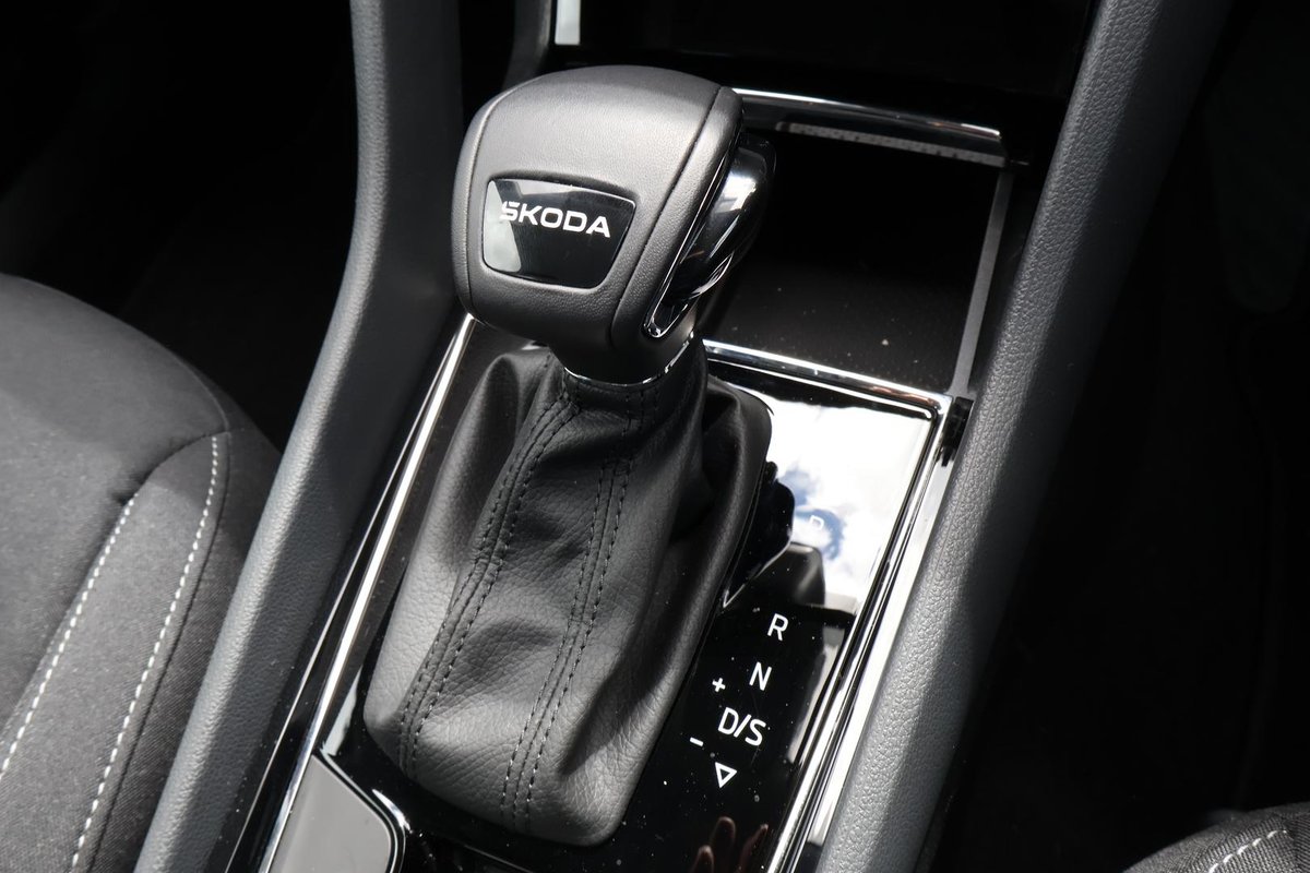 2025 SKODA Karoq 110TSI Select NU MY25 image 22
