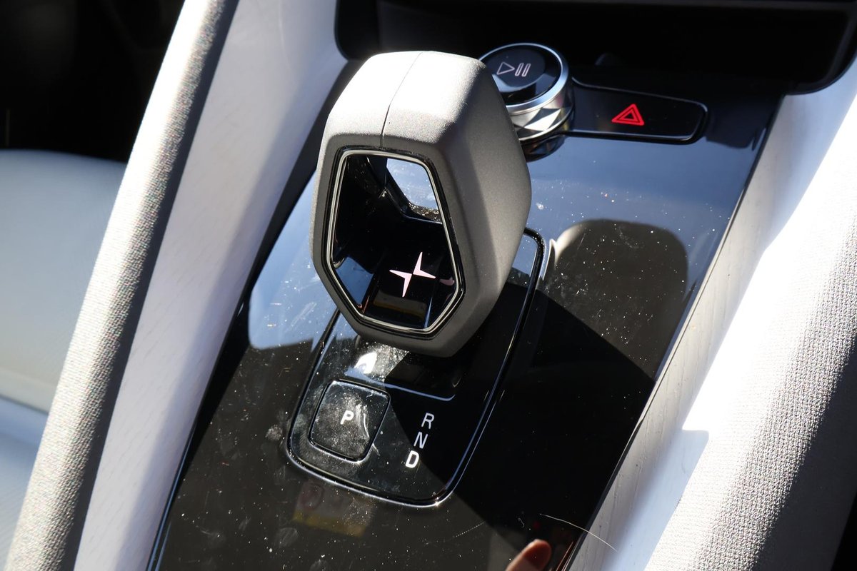 2023 Polestar 2 Long range Dual motor MY23 AWD image 28