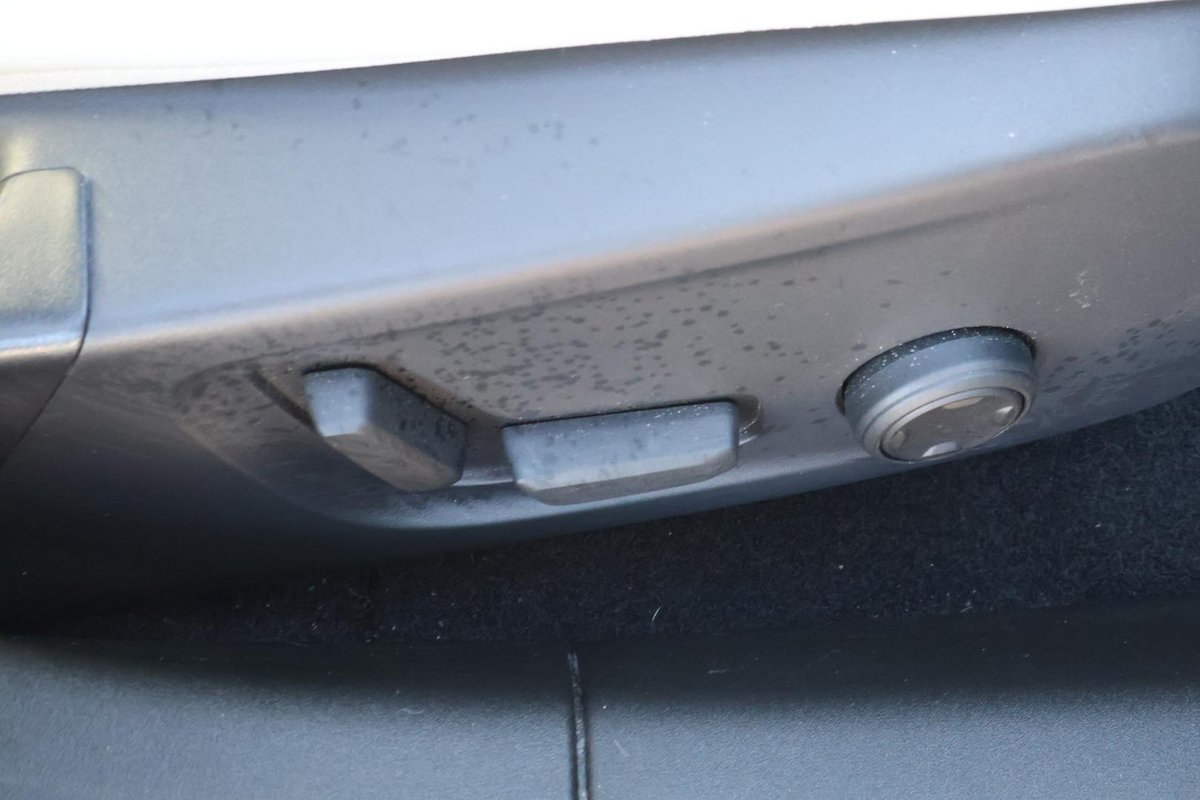 2023 Polestar 2 Long range Dual motor MY23 AWD image 18