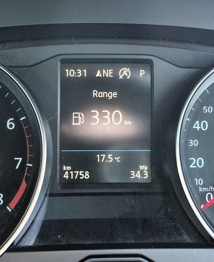 2022 Volkswagen Passat 140TSI Business B8 MY22.5 image 14