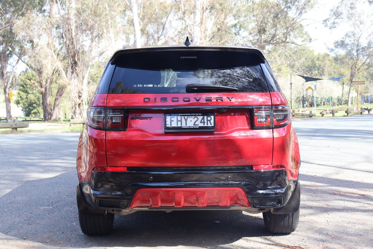 2024 Land Rover Discovery Sport P300e Dynamic SE L550 MY24 4X4 Constant image 8