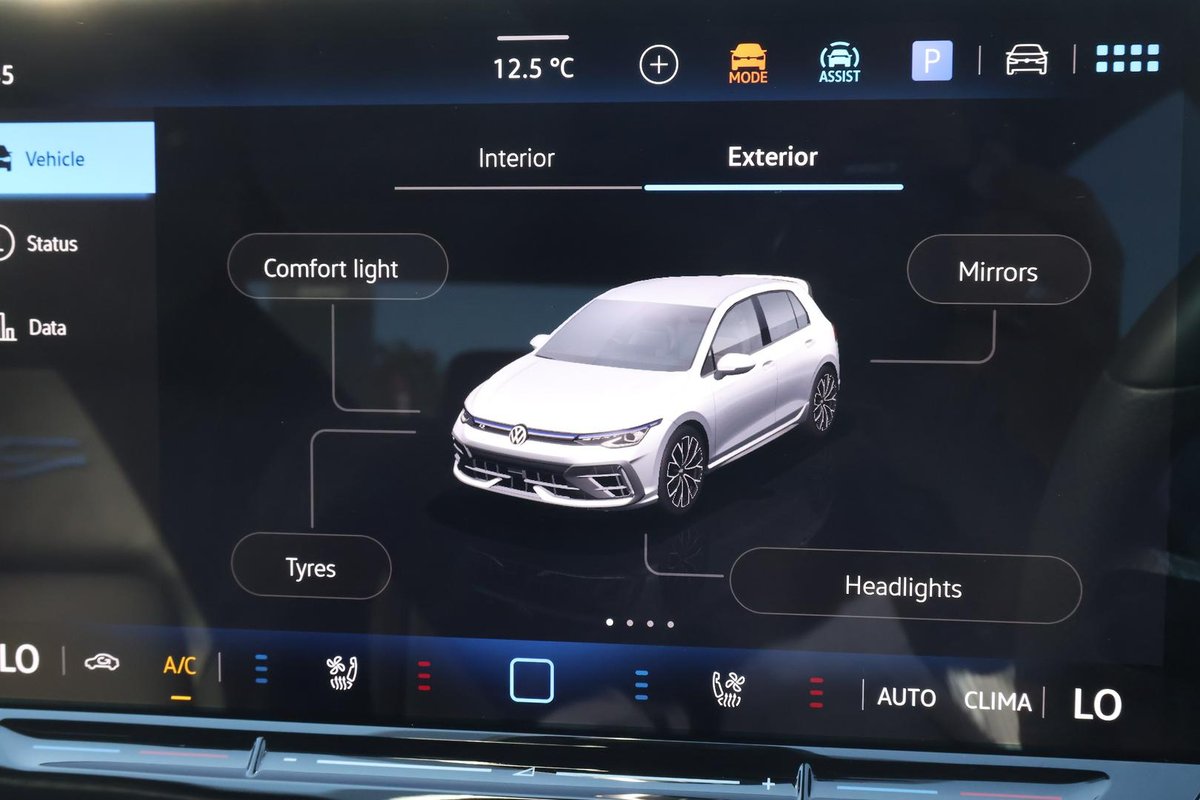 2025 Volkswagen Golf R 8.5 MY25 Four Wheel Drive image 31