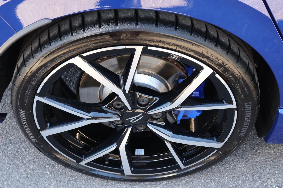 2025 Volkswagen Golf R 8.5 MY25 Four Wheel Drive image 7