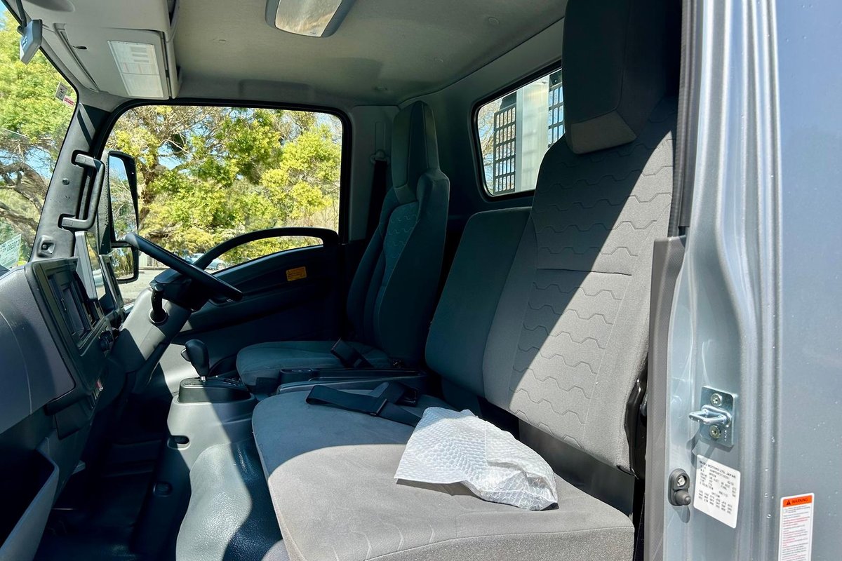 2026 Isuzu N Series NPR 45/65-175 DT D28 Tradepack image 24