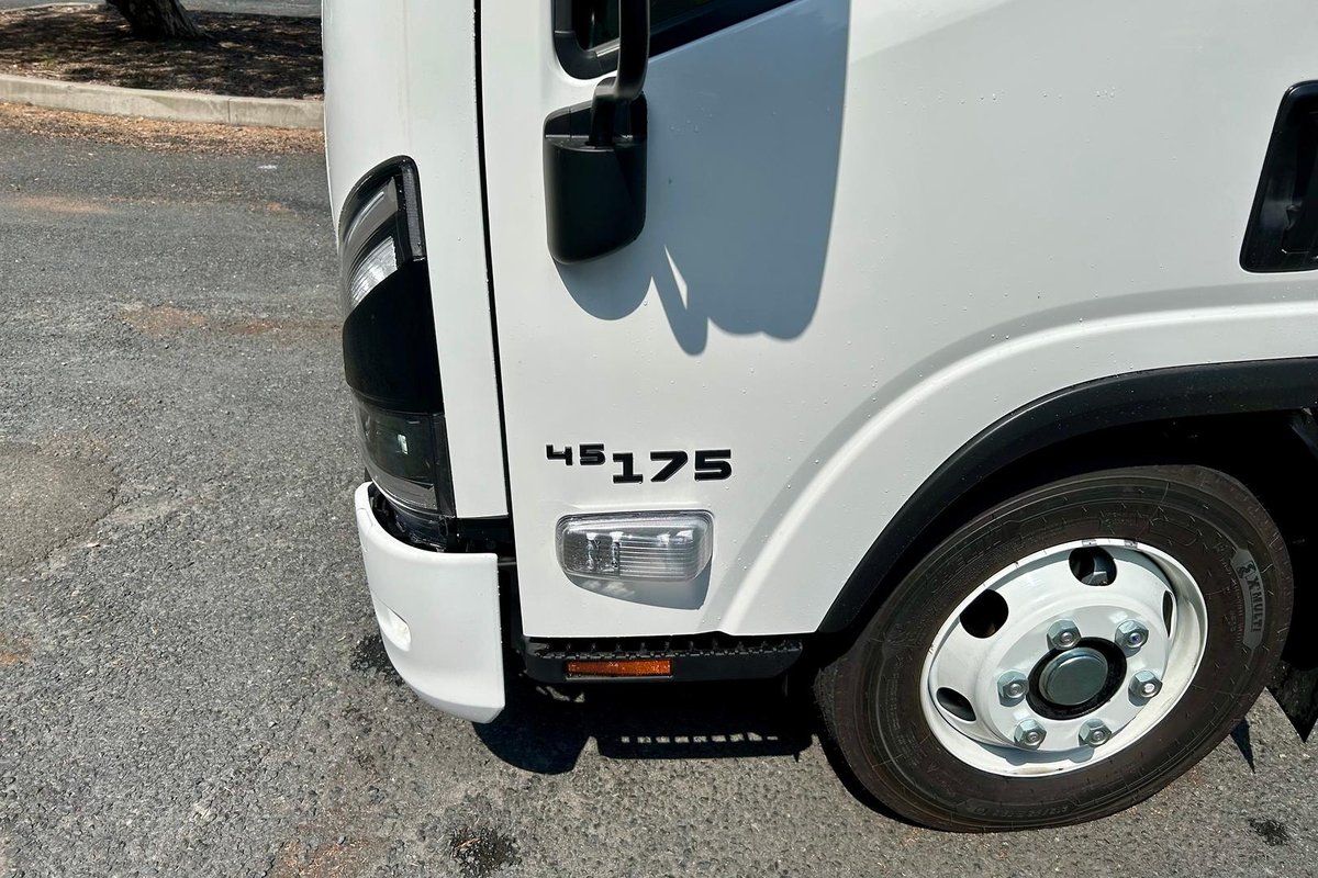 2026 Isuzu N Series NPR 45/65-175 MT D34 Tipper image 11