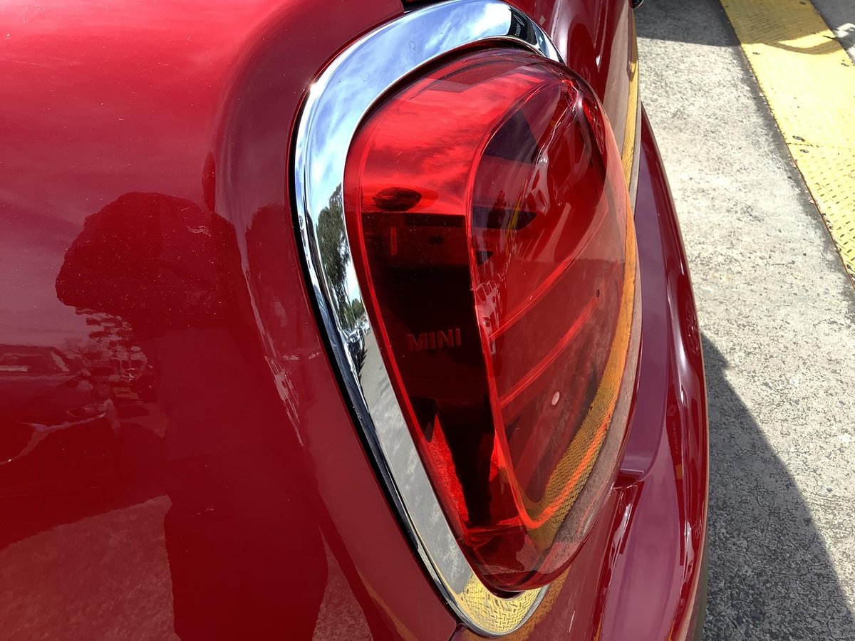 2022 MINI Hatch Cooper Classic Plus F55 LCI-2 image 10