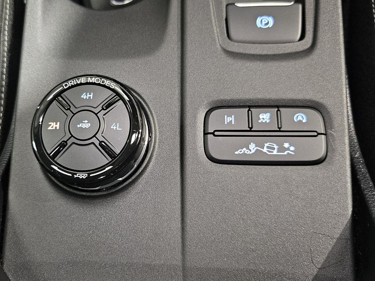 2025 Ford Ranger XLT MY26.00 4X4 Dual Range image 24