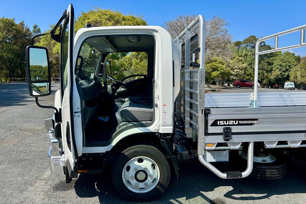 2026 Isuzu N Series NPR 45/65-175 DT D28 Tradepack image 17
