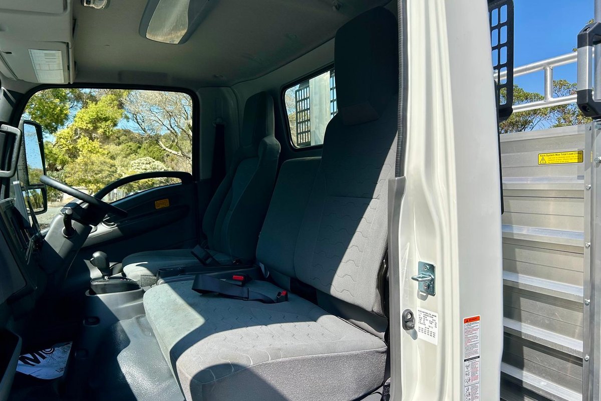 2026 Isuzu N Series NPR 45/65-175 DT D28 Tradepack image 22