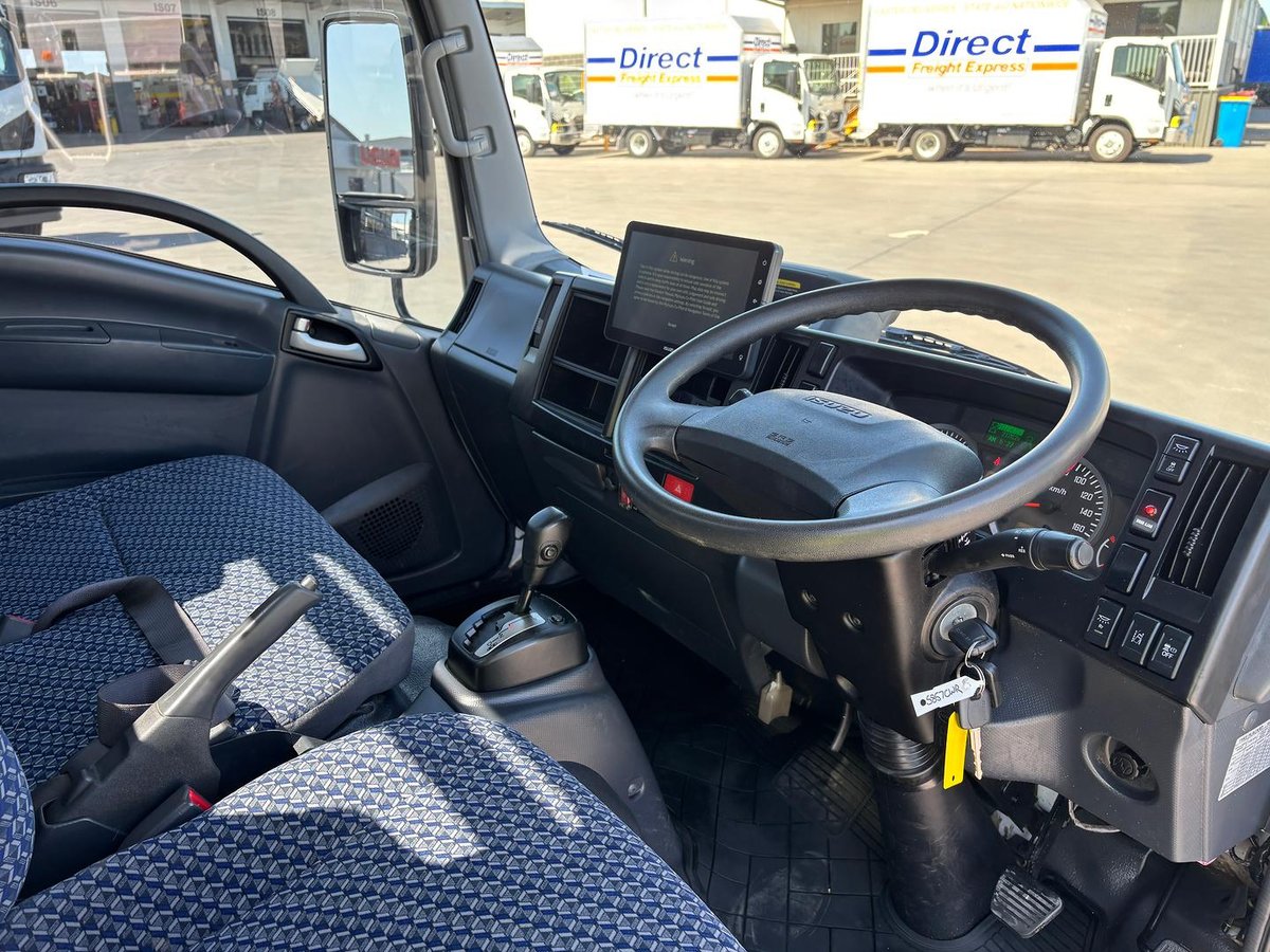 2023 Isuzu N Series NLR 45-150 Servicepack X image 19