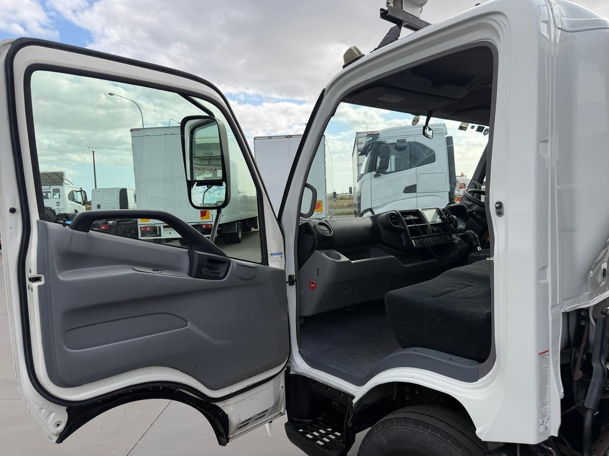 2015 Hino 300 Series 717 Medium image 30