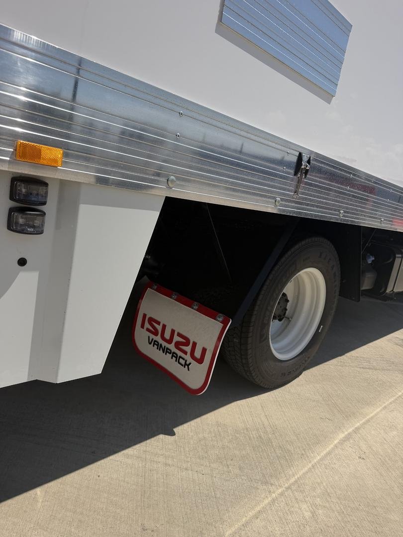 2026 Isuzu N Series NNR 45-150 DT D34 Vanpack image 8