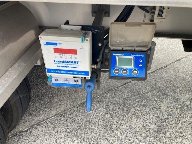 2017 Maxitrans 24P Dry Van image 8