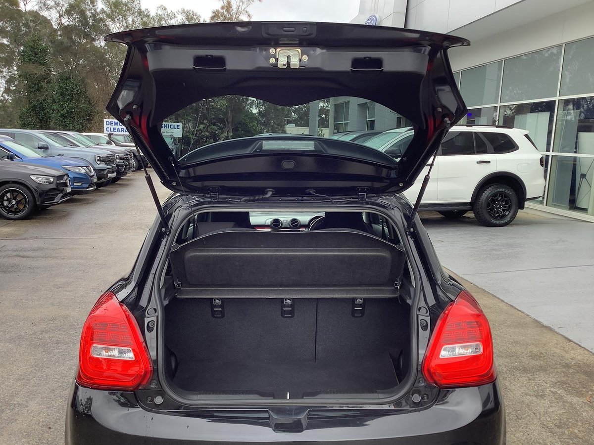 2018 Suzuki Swift Sport AZ image 11