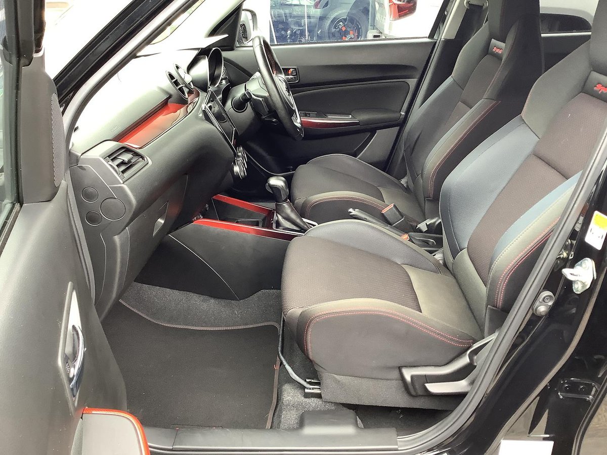 2018 Suzuki Swift Sport AZ image 18