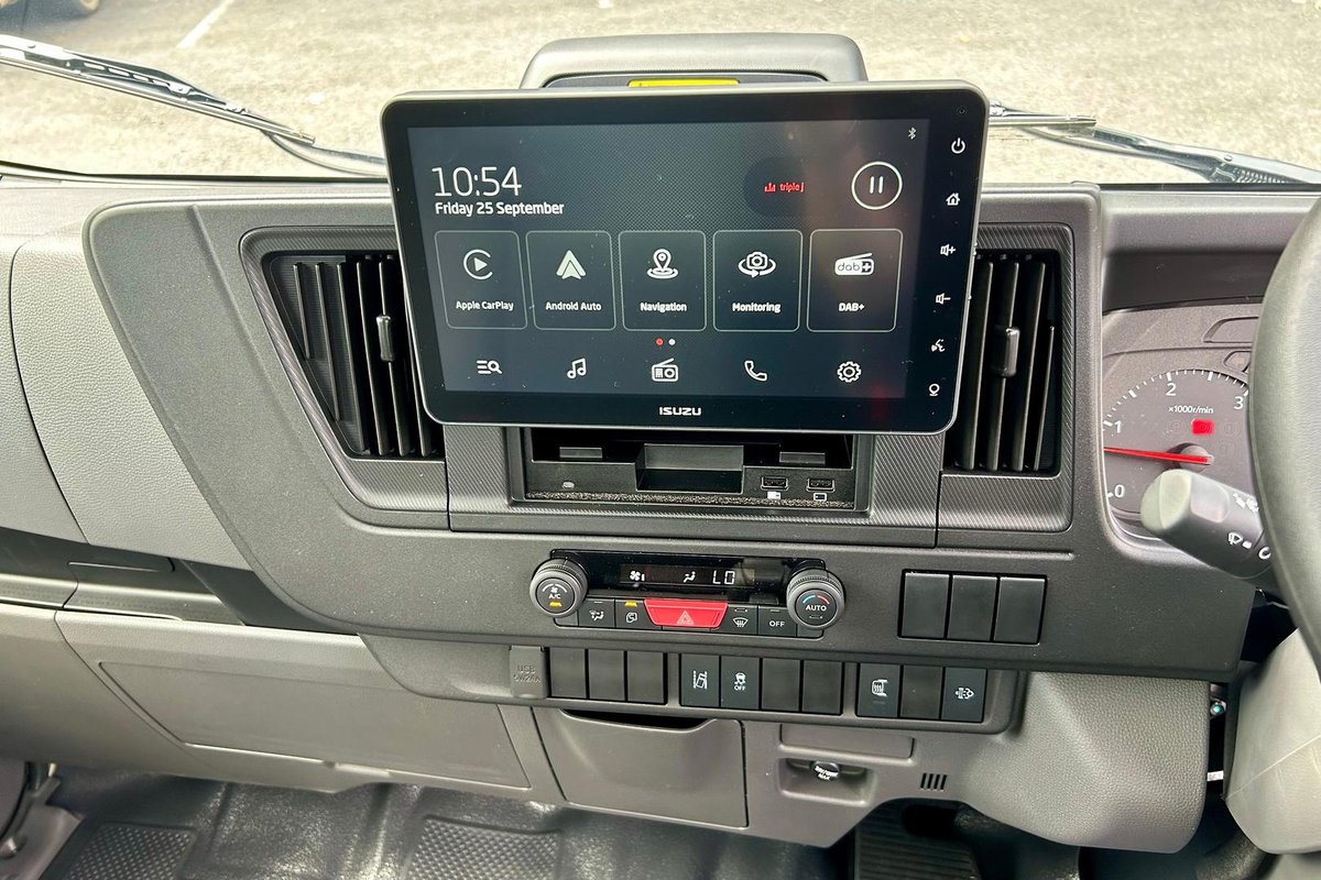 2026 Isuzu N Series NLR 45-150 DT D34 Traypack image 20
