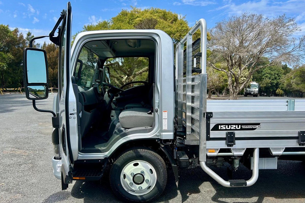 2026 Isuzu N Series NLR 45-150 DT D34 Traypack image 13