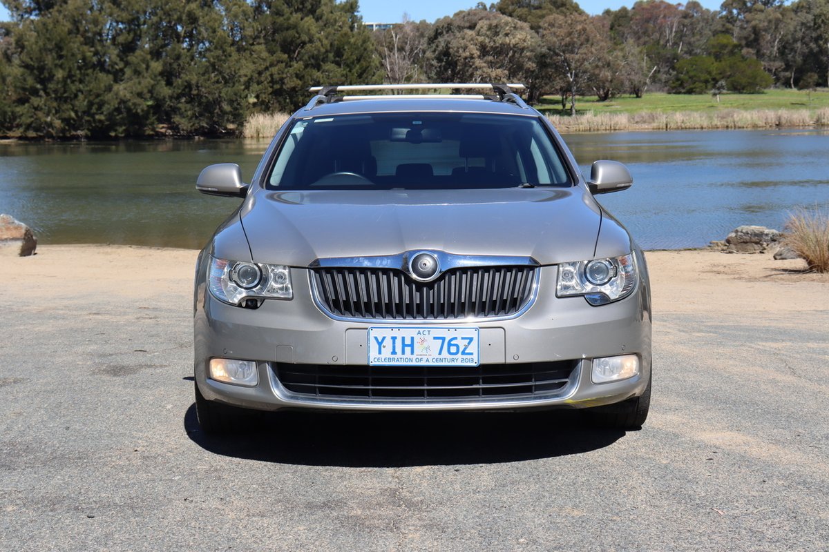 2012 SKODA Superb Elegance 125TDI 3T MY13 image 3