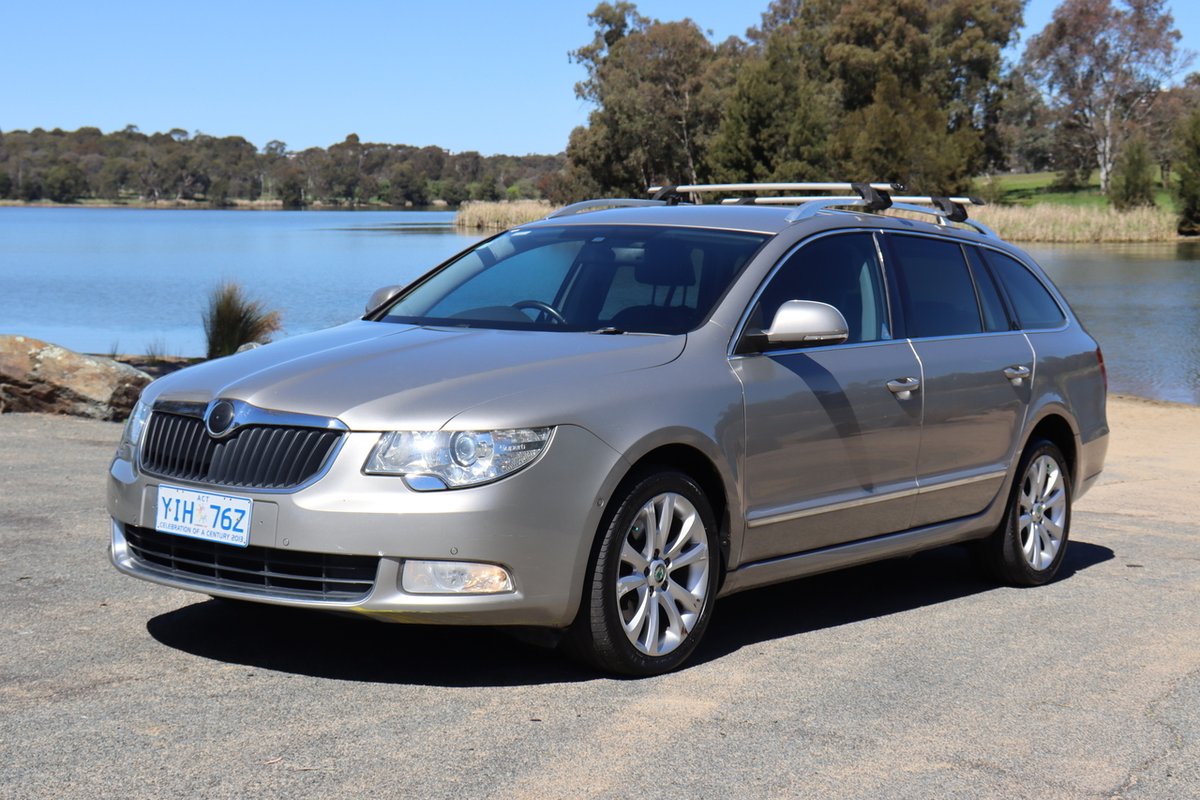 2012 SKODA Superb Elegance 125TDI 3T MY13 image 4