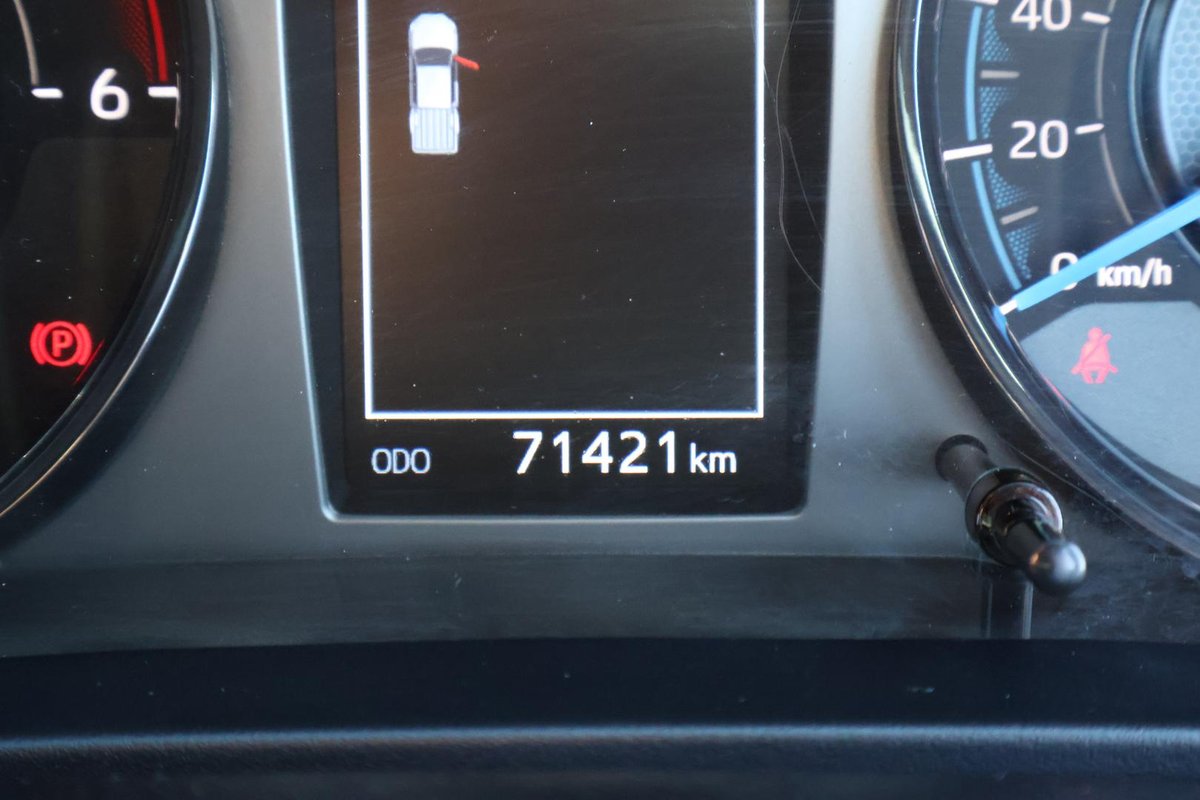 2023 Toyota Hilux Rogue GUN126R 4X4 Dual Range image 13