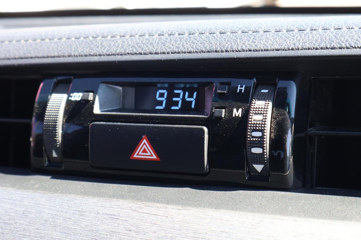 2023 Toyota Hilux Rogue GUN126R 4X4 Dual Range image 14