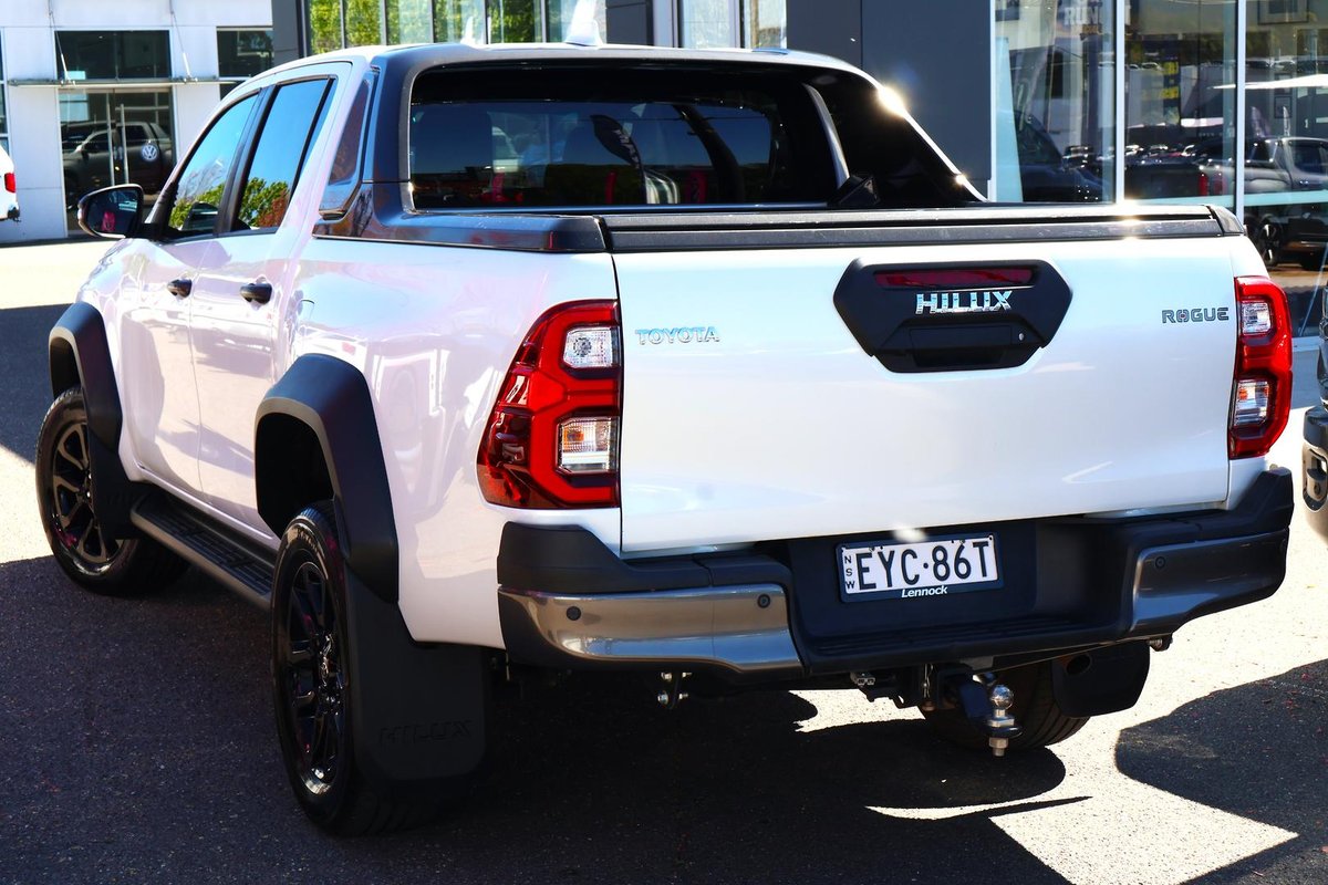 2023 Toyota Hilux Rogue GUN126R 4X4 Dual Range image 4