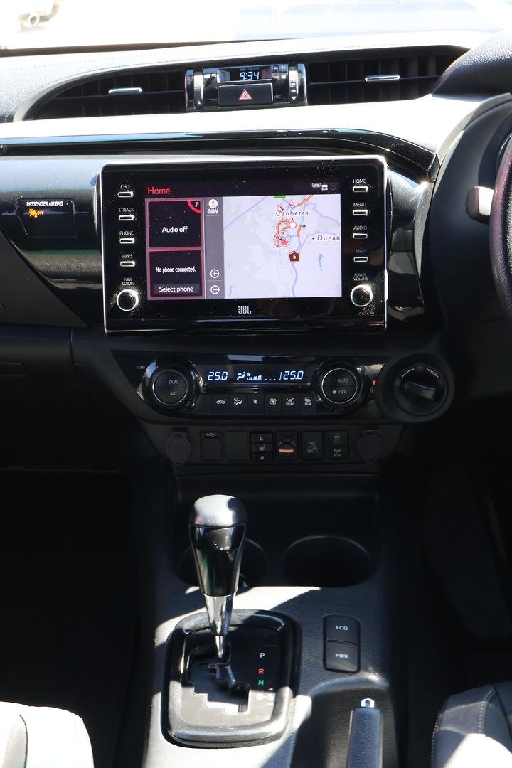 2023 Toyota Hilux Rogue GUN126R 4X4 Dual Range image 17