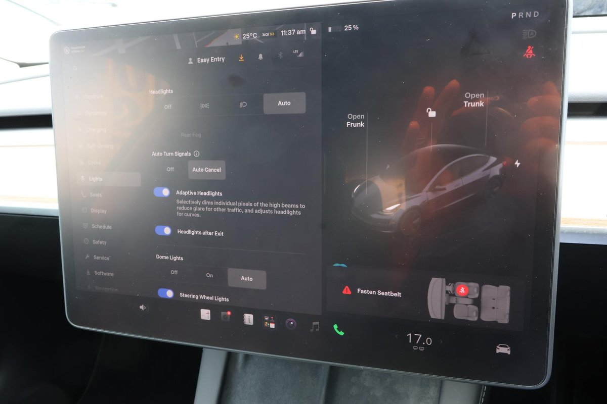 2022 Tesla Model 3 Rear-Wheel Drive image 29