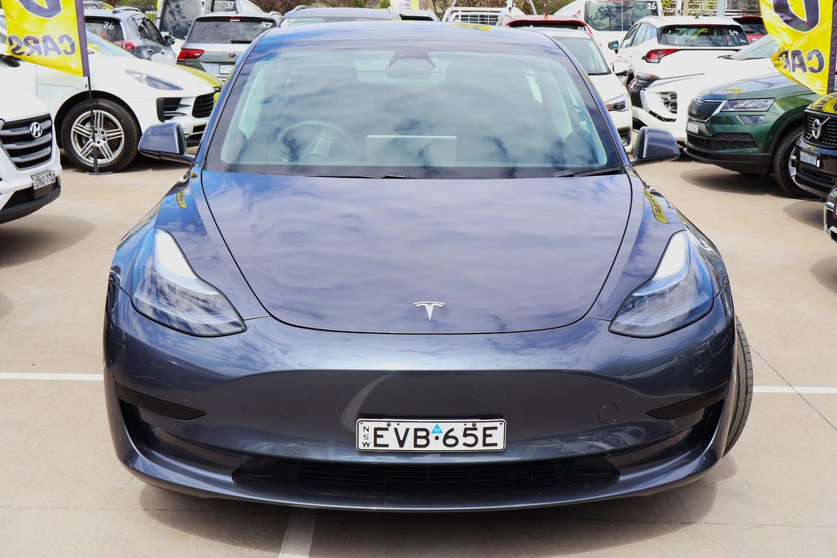 2022 Tesla Model 3 Rear-Wheel Drive image 3