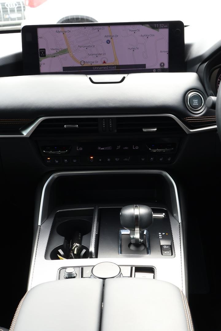 2023 Mazda CX-60 G40e Azami KH Series AWD image 25