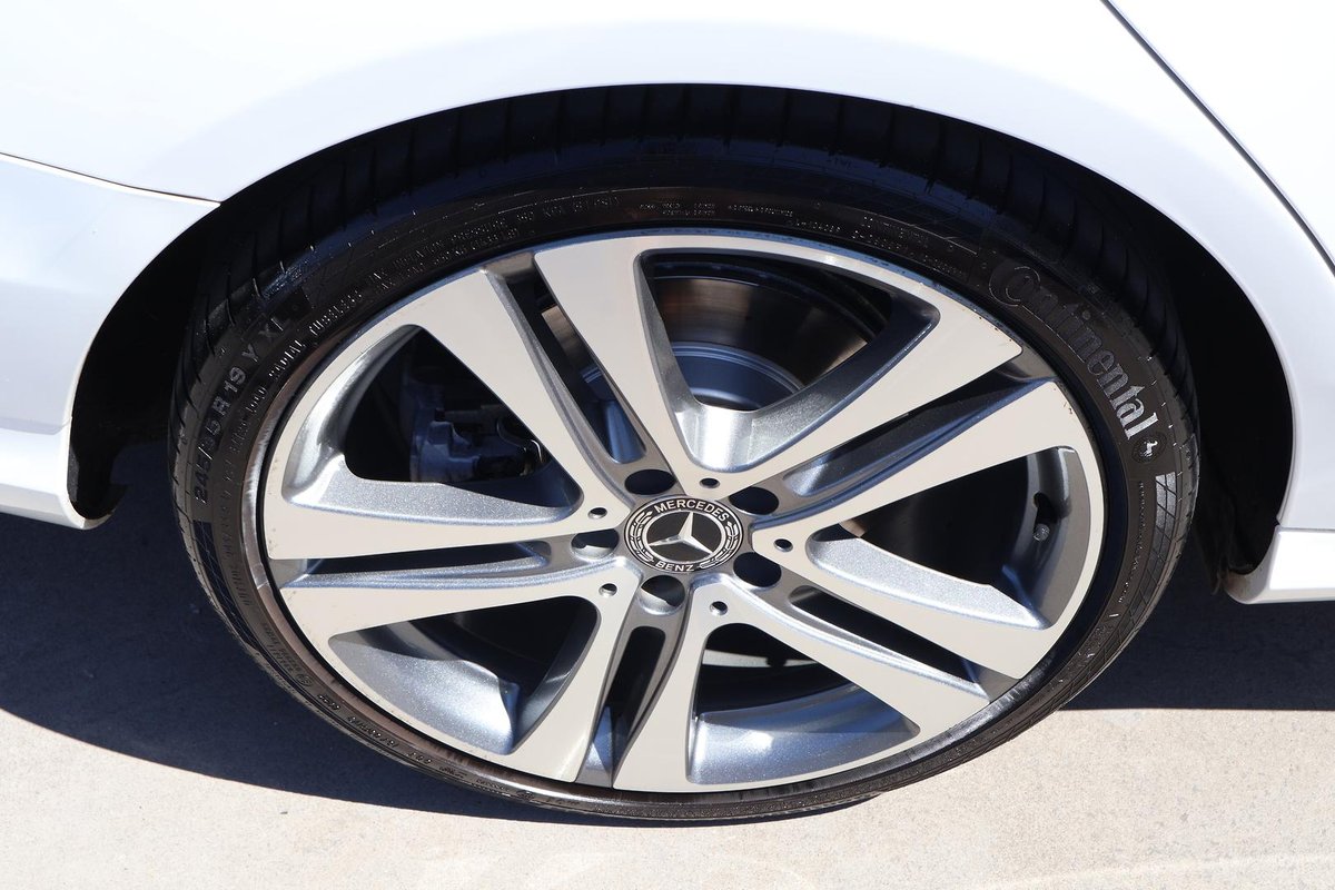 2018 Mercedes-Benz C-Class C300 W205 image 7