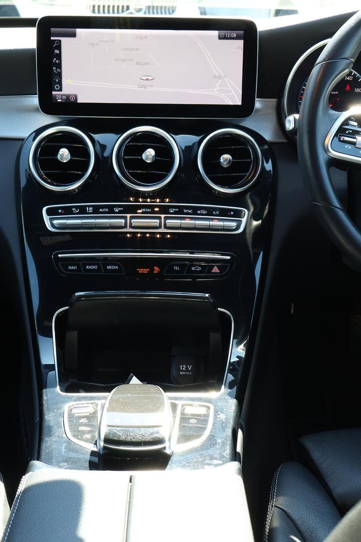 2018 Mercedes-Benz C-Class C300 W205 image 23