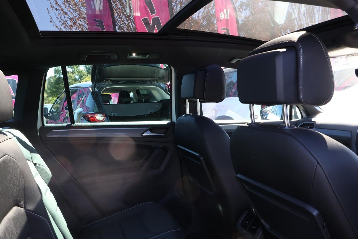 2020 Volkswagen Tiguan image 18