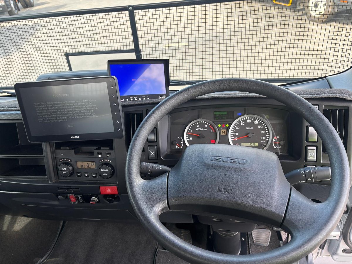 2023 Isuzu N Series NPR 45/55-155 Tradepack image 21